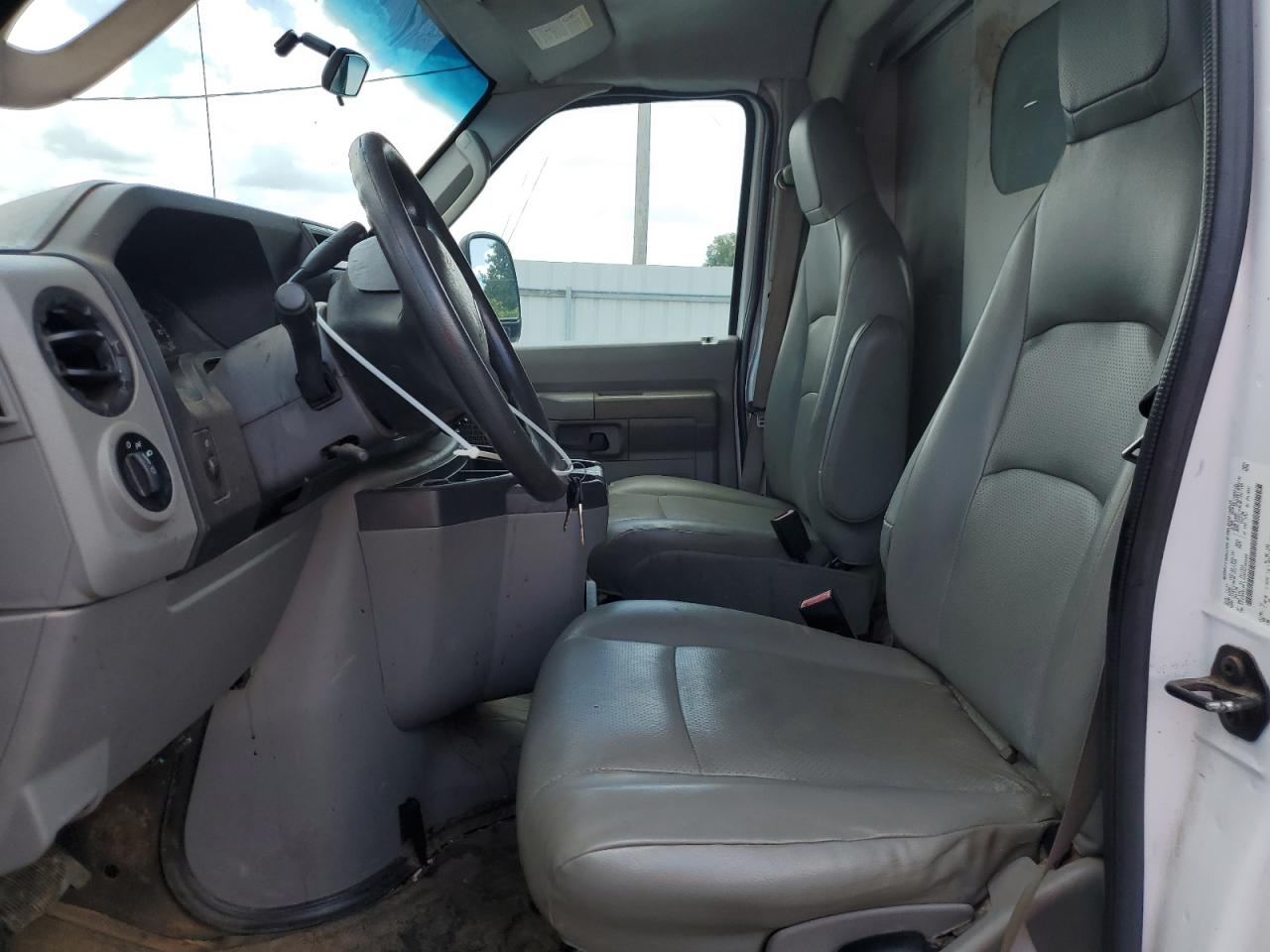 FORD ECONOLINE E350 SUPER DUTY CUTAWAY VAN