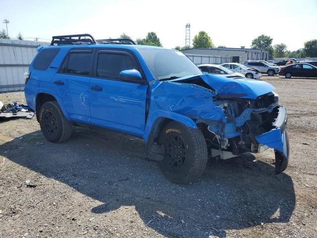 2019 TOYOTA 4RUNNER SR JTEBU5JR8K5674101
