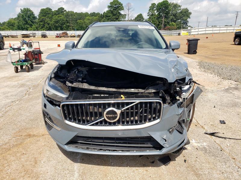 2022 VOLVO XC60 B5 MO YV4L12RK0N1032990