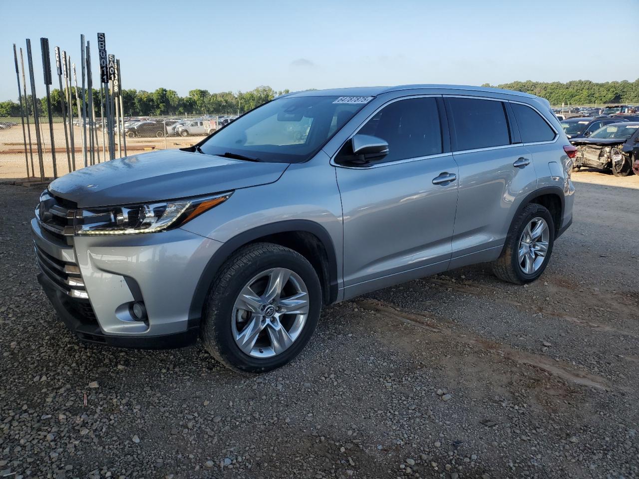 TOYOTA HIGHLANDER LIMITED