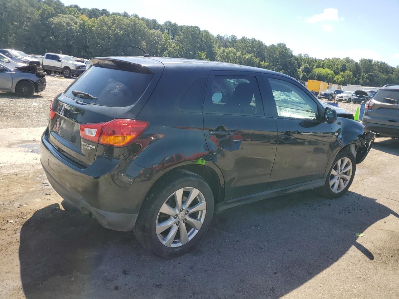 MITSUBISHI OUTLANDER ES