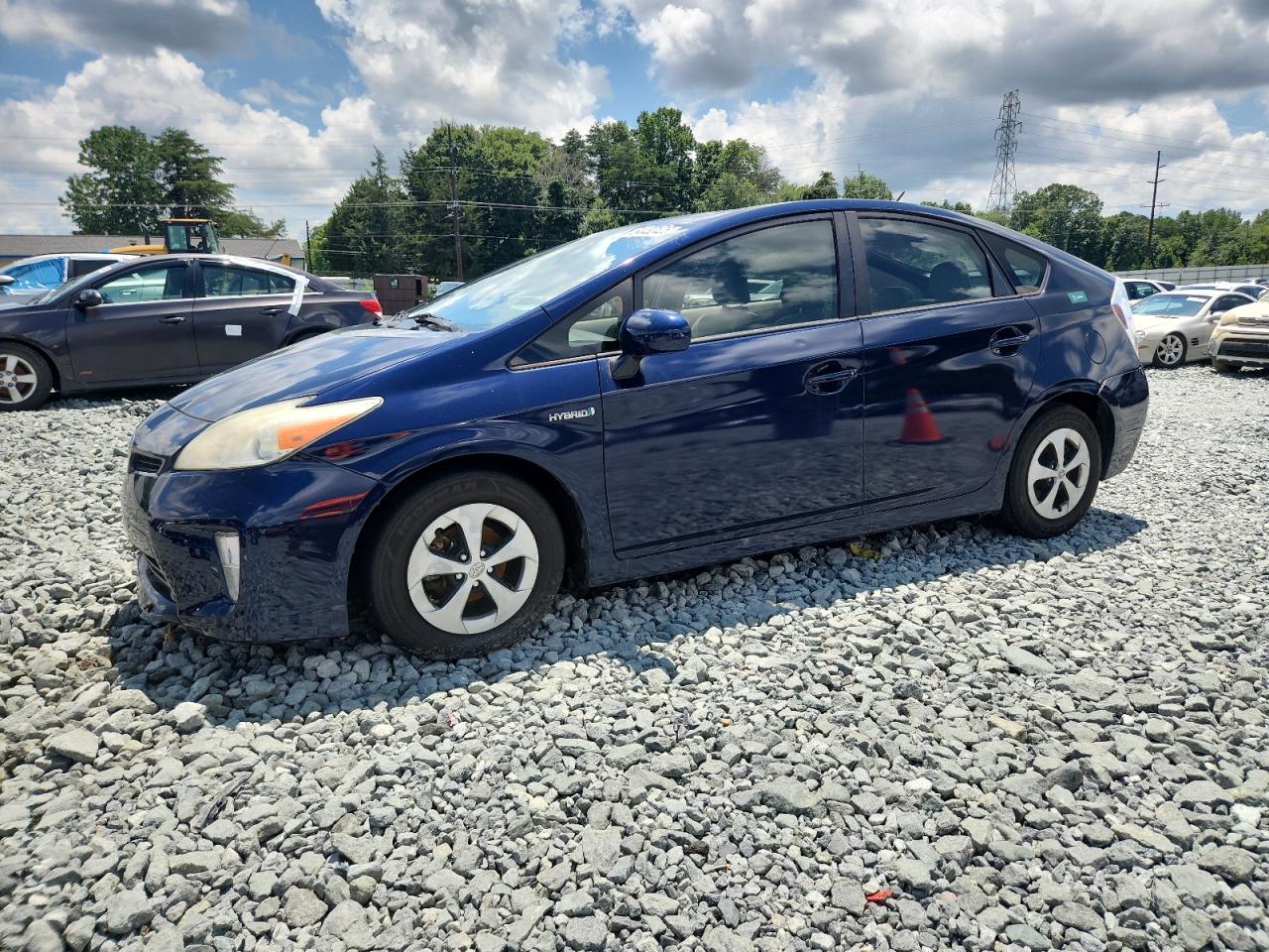 TOYOTA PRIUS
