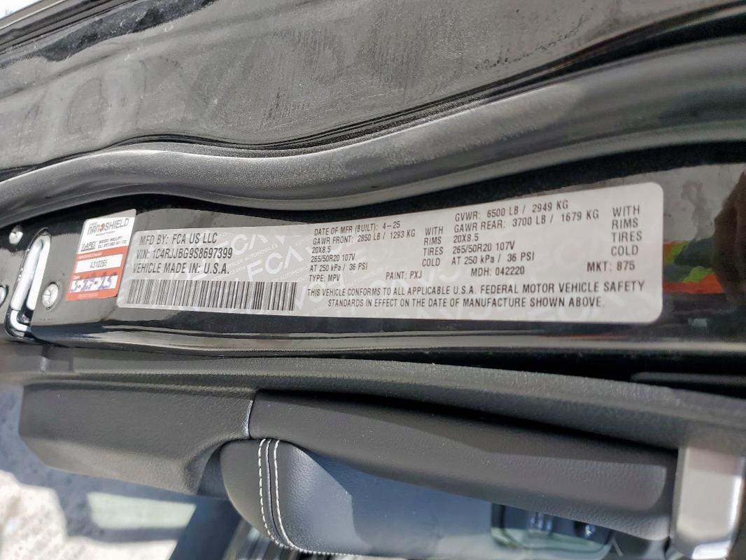 2025 JEEP GRAND CHER 1C4RJJBG9S8697399