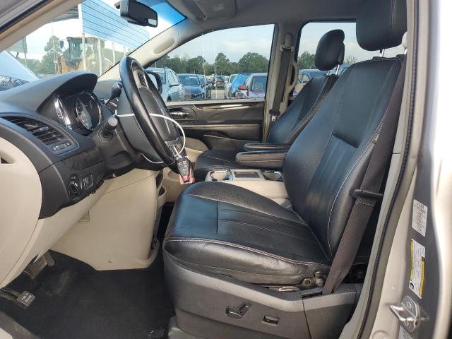 2015 CHRYSLER TOWN & COU 2C4RC1BG9FR752132