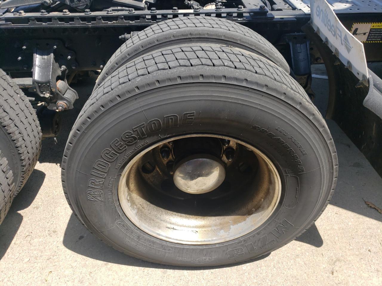 Lot #3302659040 2019 MACK ANTHEM