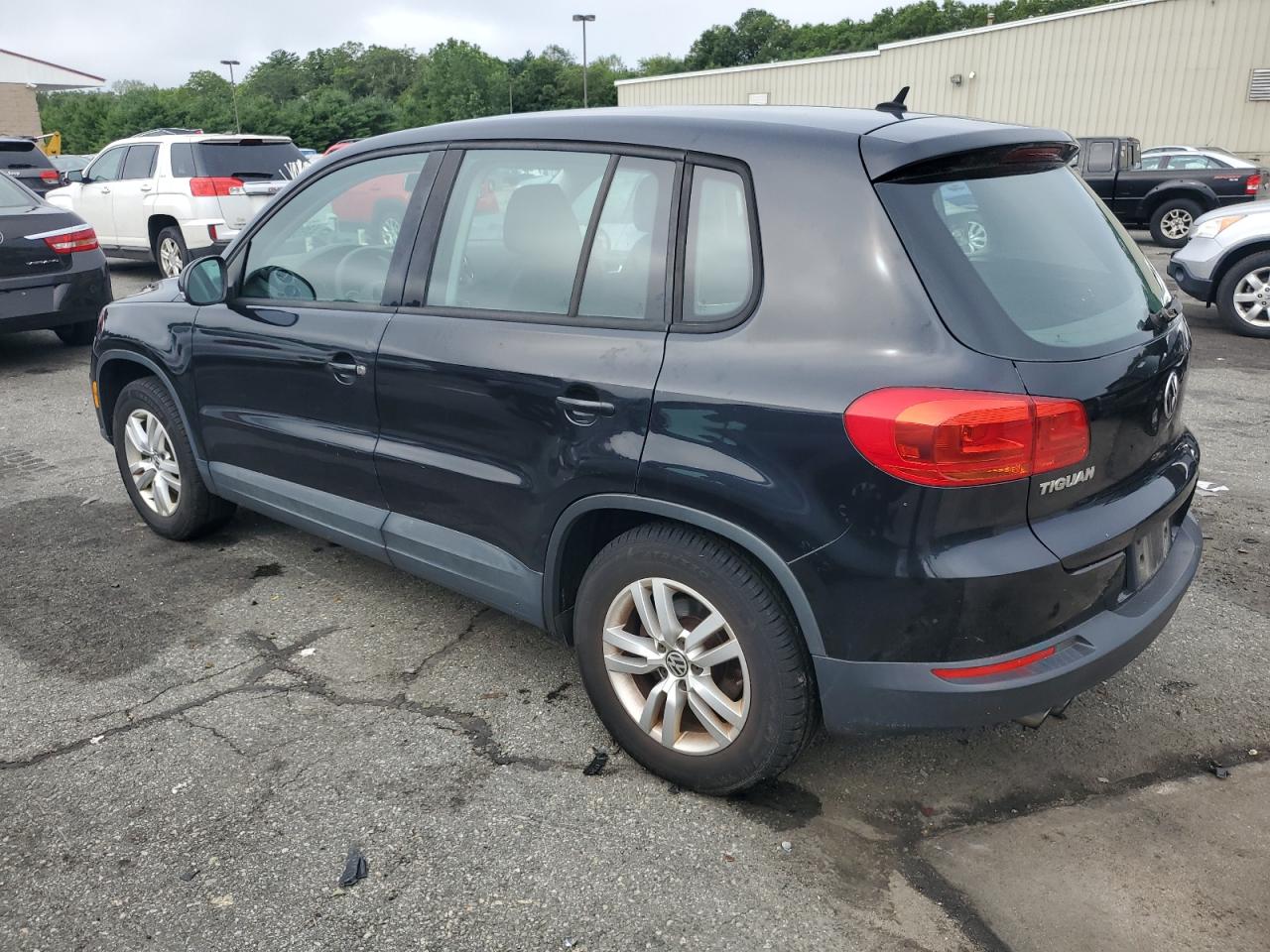VOLKSWAGEN TIGUAN S