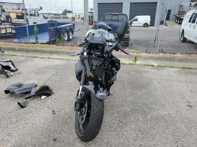 2025 YAMAHA YZFR7 JYARM38E3SA016702