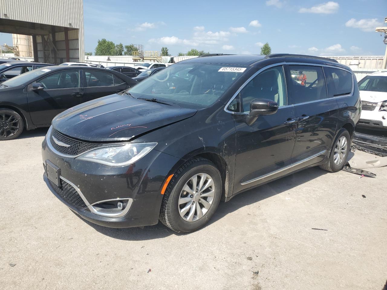 CHRYSLER PACIFICA TOURING L