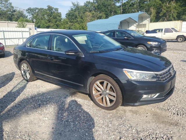 2017 VOLKSWAGEN PASSAT SE - 1VWGT7A32HC073840