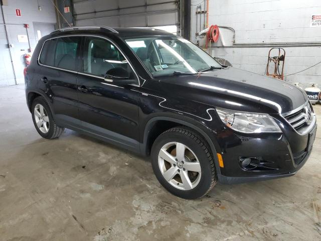 2010 VOLKSWAGEN TIGUAN S - WVGAV7AX7AW523360