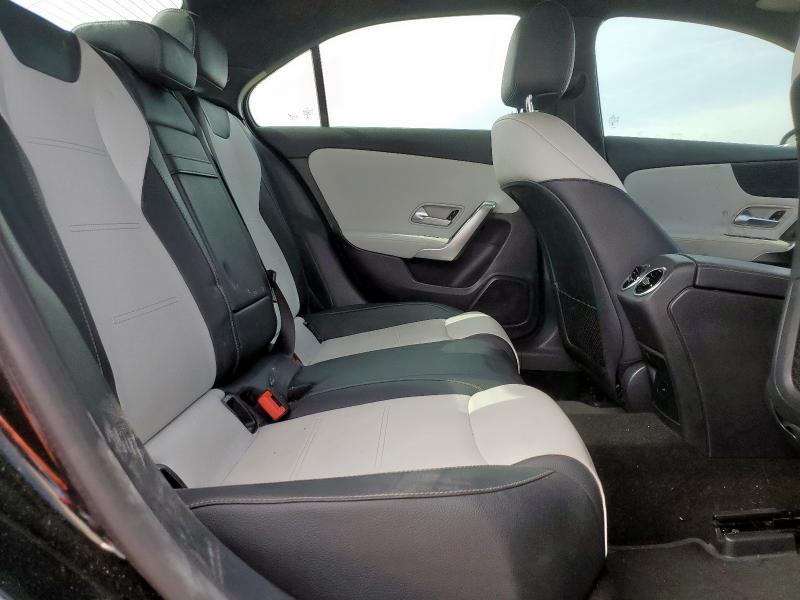 2022 MERCEDES-BENZ A 220 W1K3G4EB6NJ355613