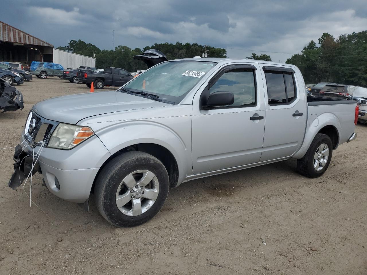 NISSAN FRONTIER S