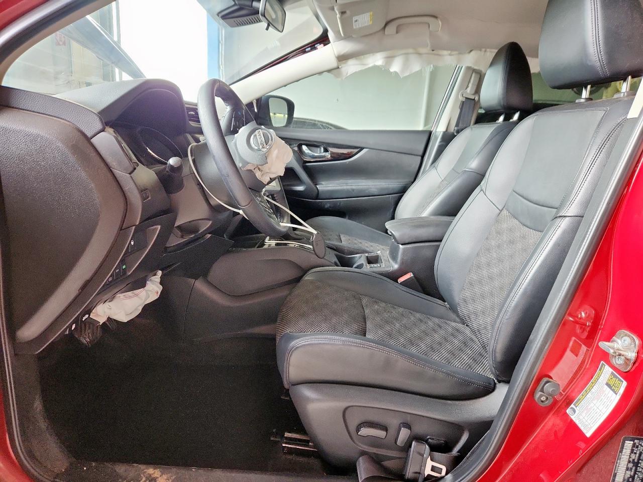 NISSAN ROGUE SPORT SV