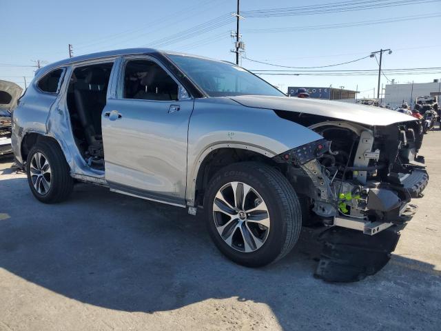 2022 TOYOTA HIGHLANDER - 5TDHBRCH6NS555283