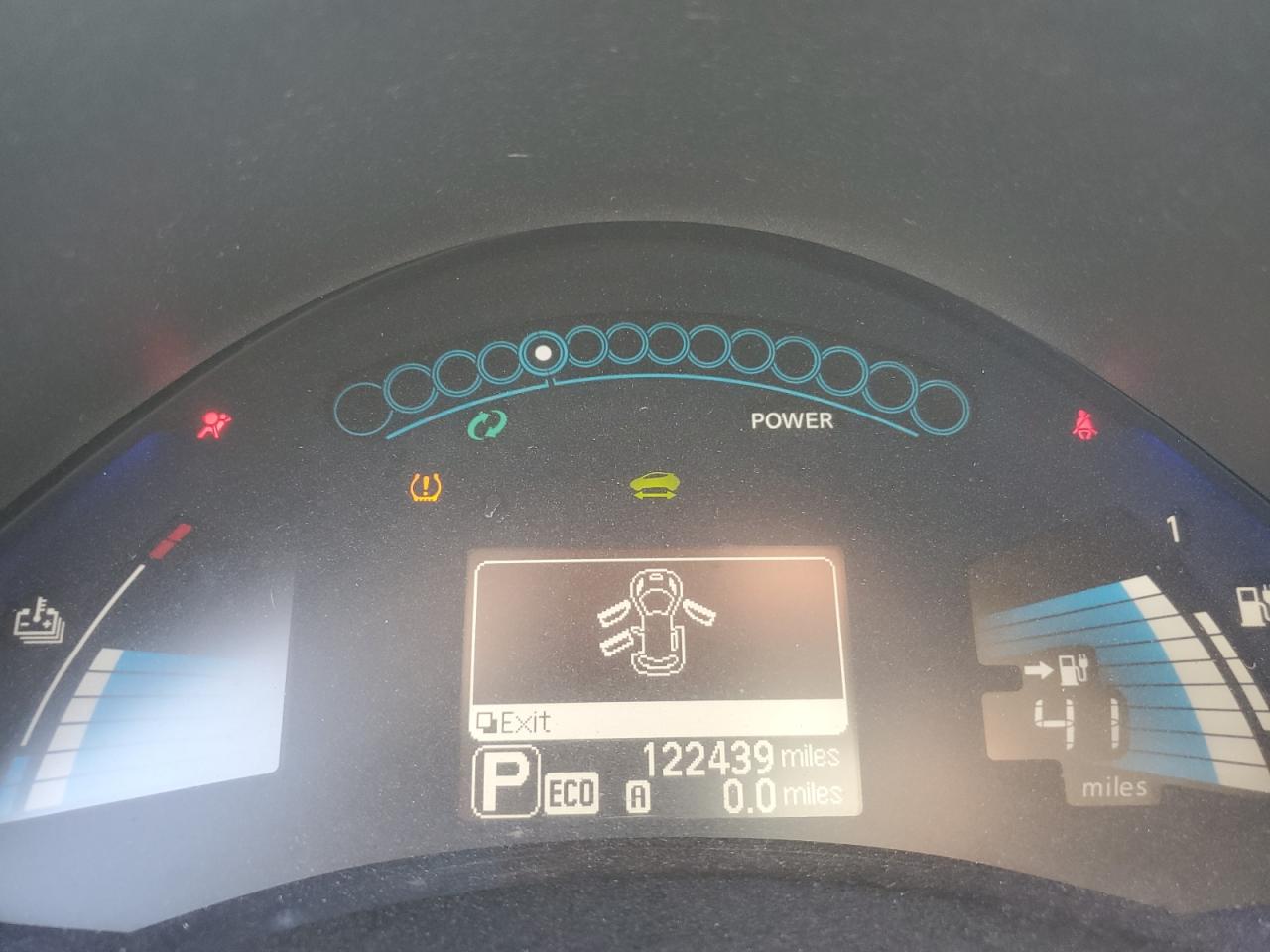NISSAN LEAF S