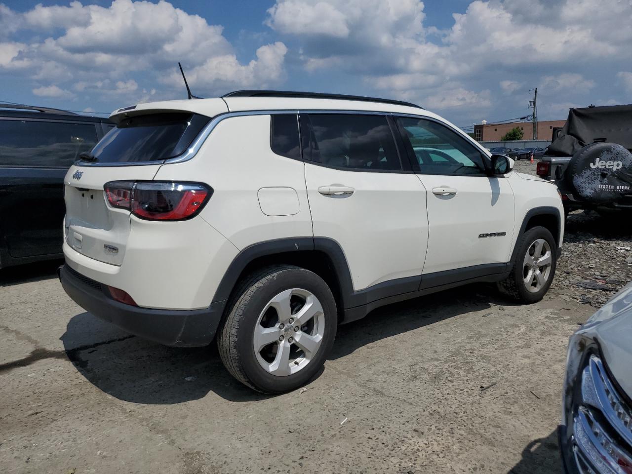 JEEP COMPASS LATITUDE