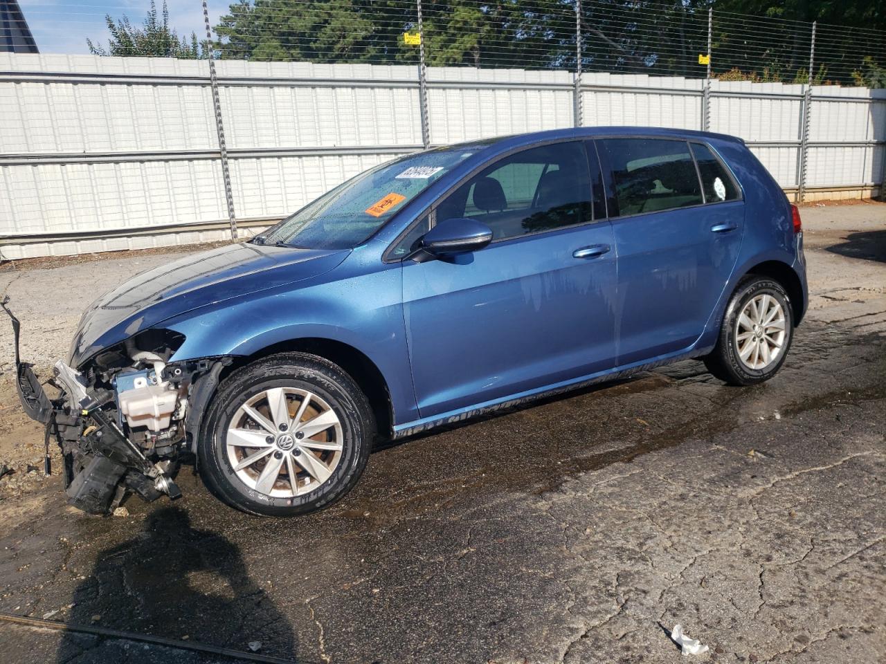 VOLKSWAGEN GOLF S/SE