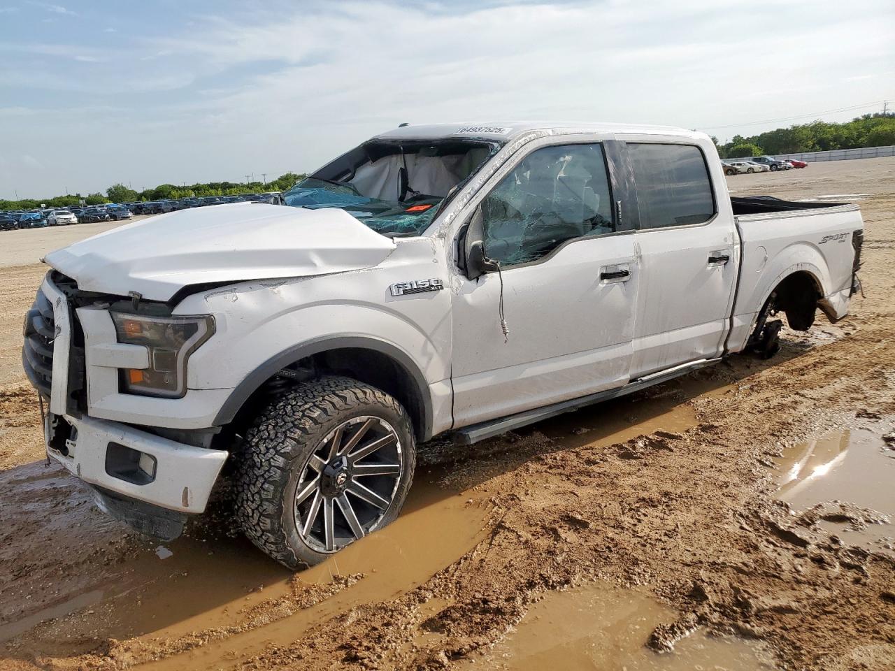 FORD F-150 SUPERCREW