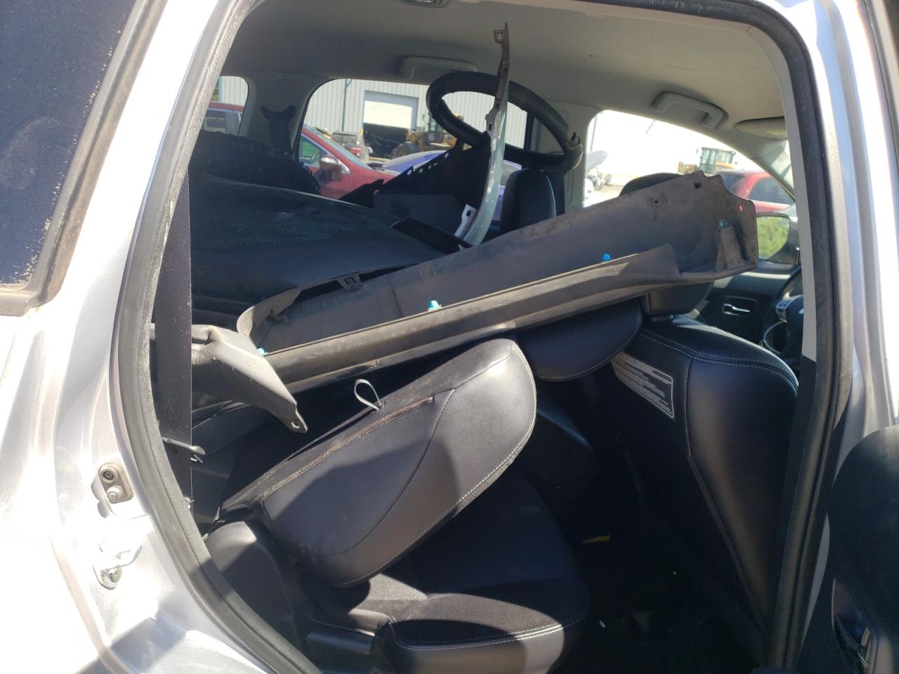 MITSUBISHI OUTLANDER SE