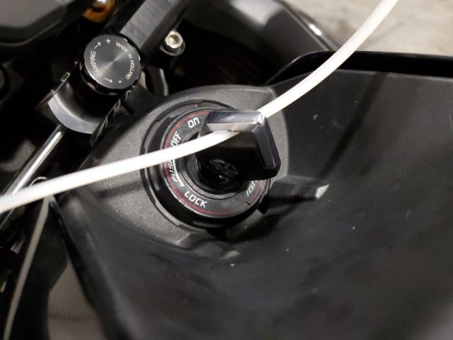 2021 KAWASAKI ZR1000 L JKAZRCL18MA000065