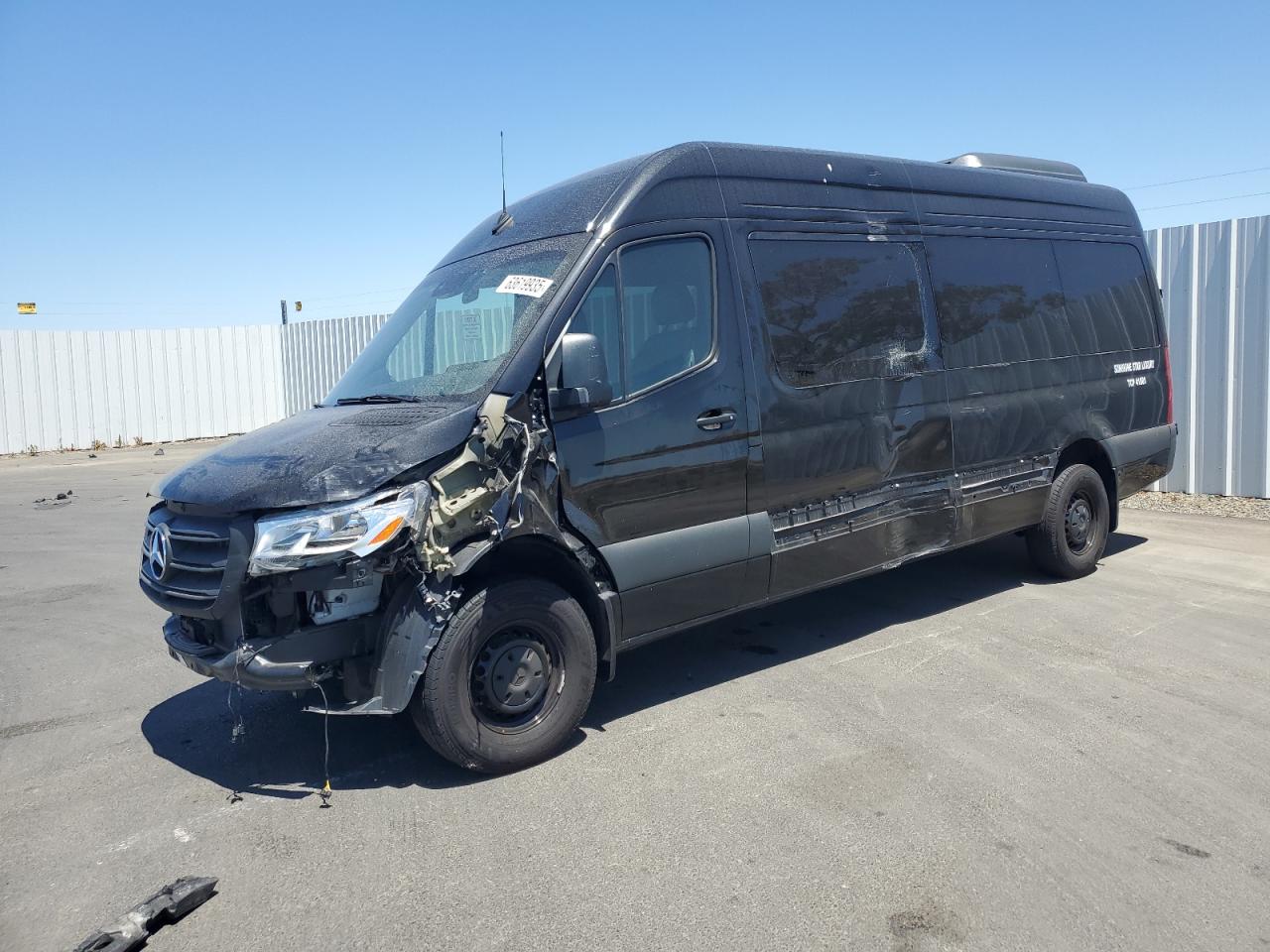 MERCEDES-BENZ SPRINTER 2500