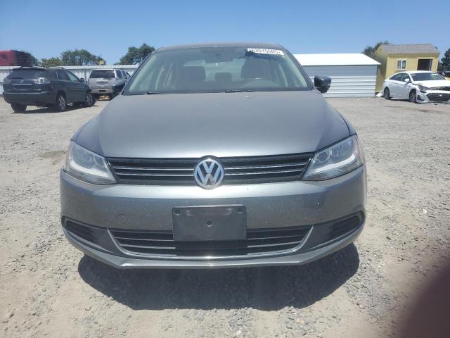 2013 VOLKSWAGEN JETTA SE - 3VWDP7AJXDM410673