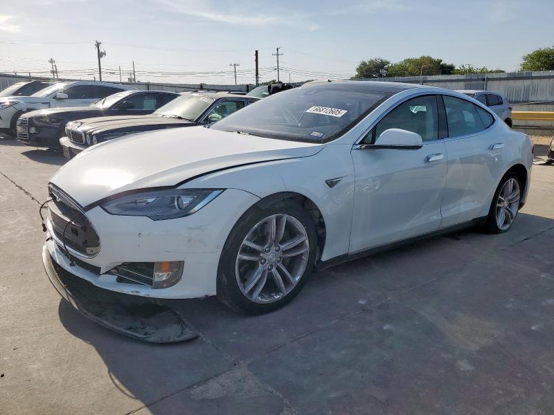2015 TESLA MODEL S 85 5YJSA1H24FFP73694