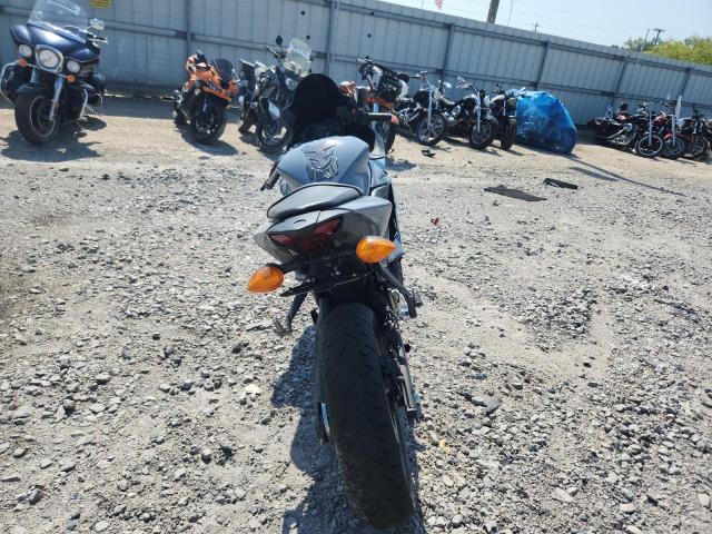 2021 YAMAHA YZFR3 A MH3RH18Y2MK007964