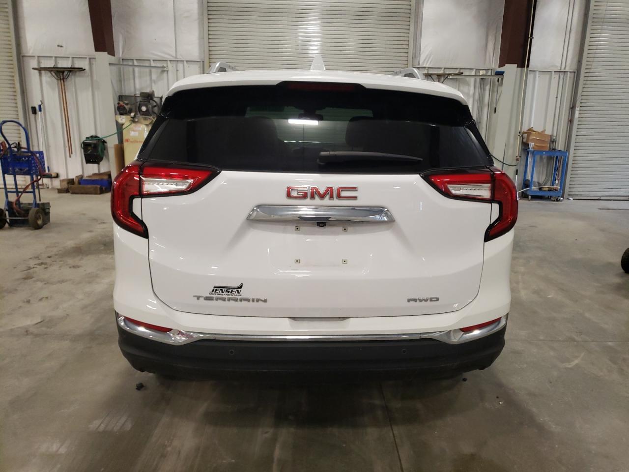 GMC TERRAIN SLT