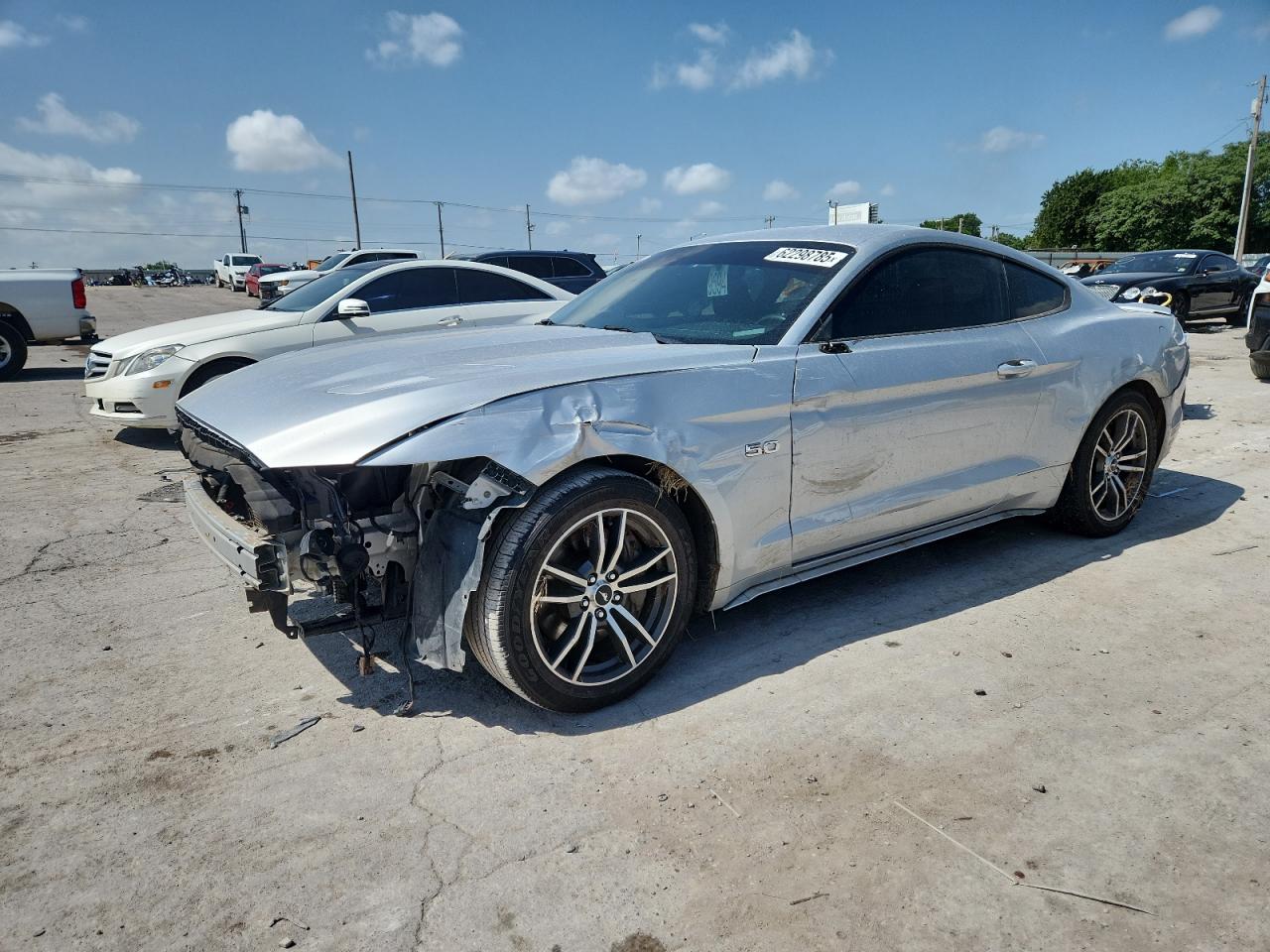 FORD MUSTANG GT