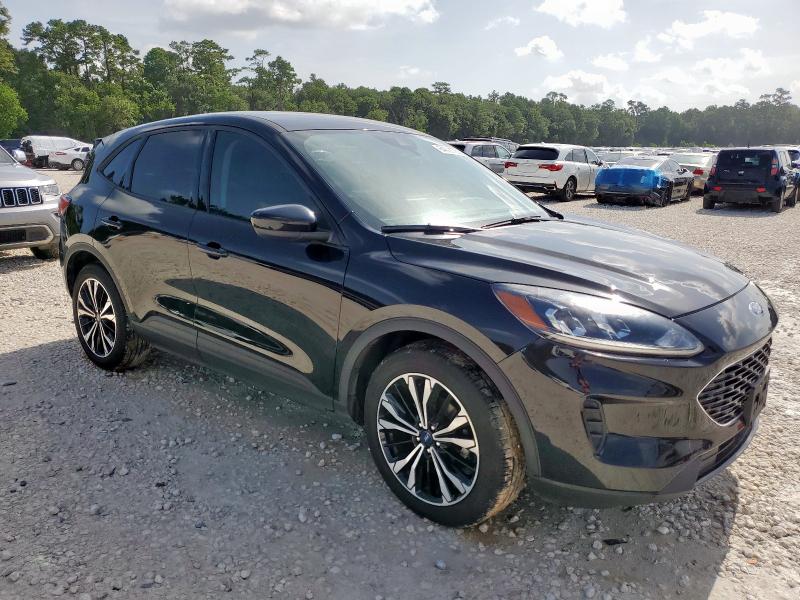 2022 FORD ESCAPE SE - 1FMCU0G62NUB39117
