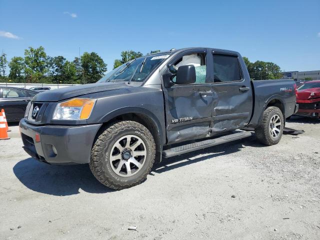NISSAN TITAN S