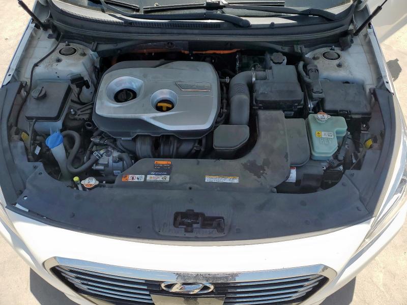 2017 HYUNDAI SONATA HYBRID KMHE34L18HA048016