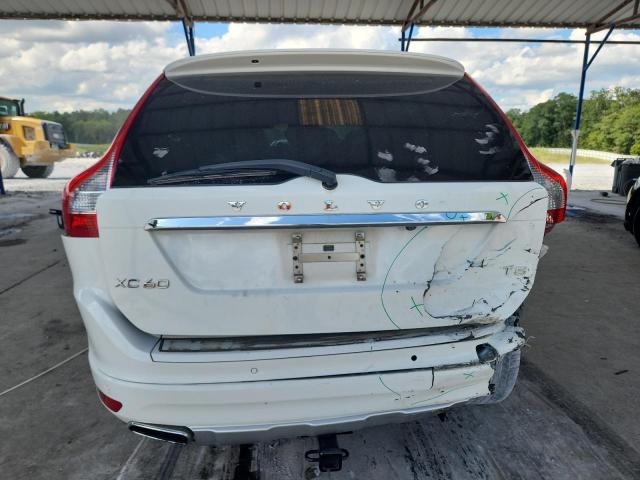 2015 VOLVO XC60 T5 PL YV440MDMXF2741482