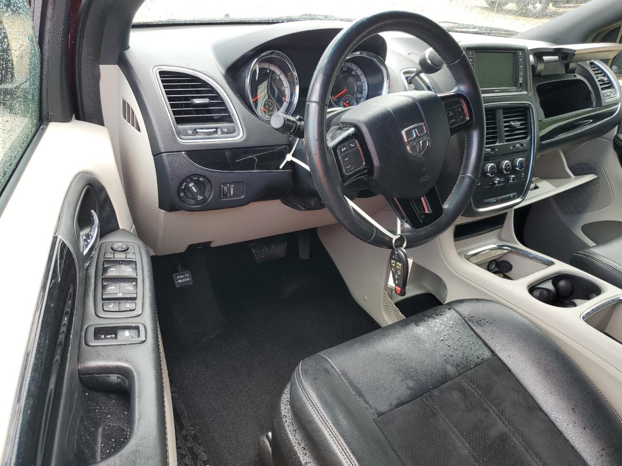 DODGE GRAND CARAVAN SXT