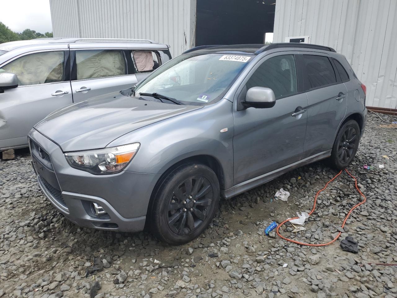 MITSUBISHI OUTLANDER SE