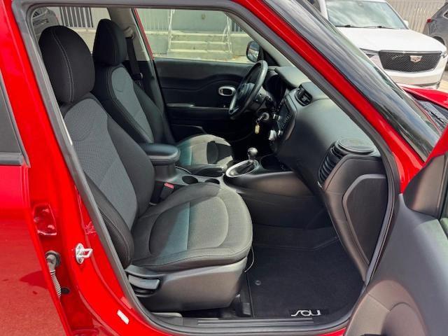 2018 KIA SOUL + KNDJP3A58J7563852