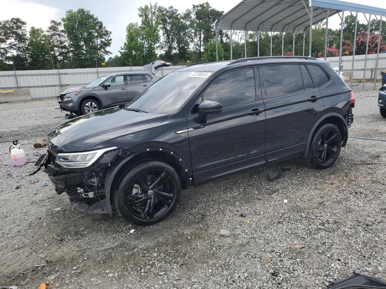 VOLKSWAGEN TIGUAN SE R-LINE BLACK