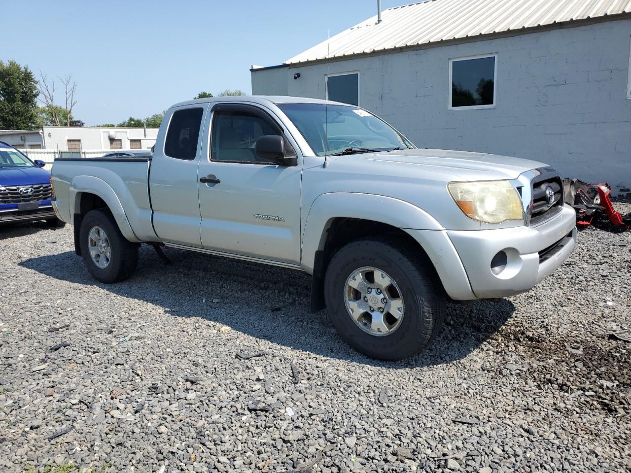Lot #3247898172 2005 TOYOTA TACOMA ACC