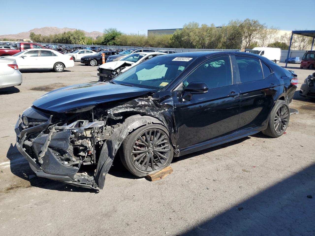 TOYOTA CAMRY SE