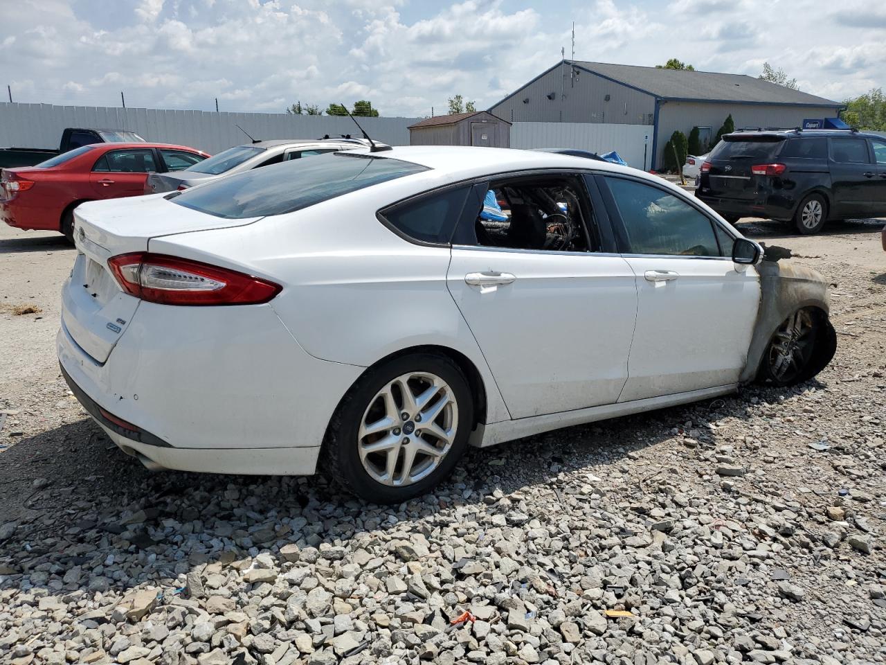 FORD FUSION SE