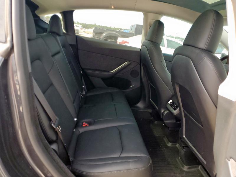 2025 TESLA MODEL Y 7SAYGDED6SA347998