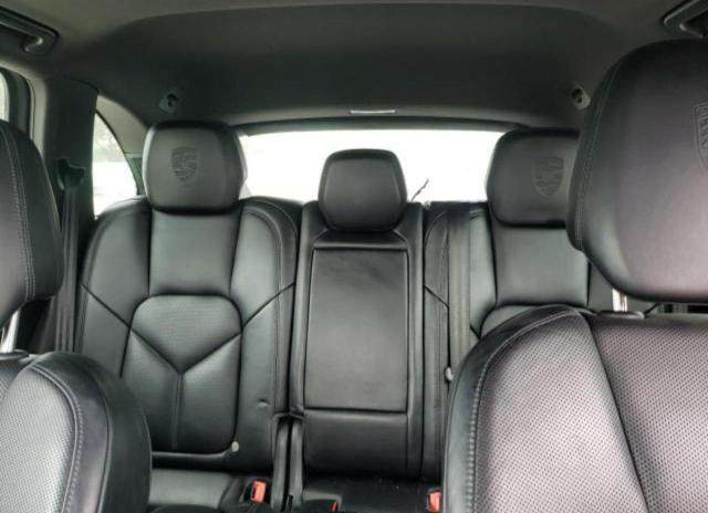 2017 PORSCHE CAYENNE WP1AA2A20HKA80380