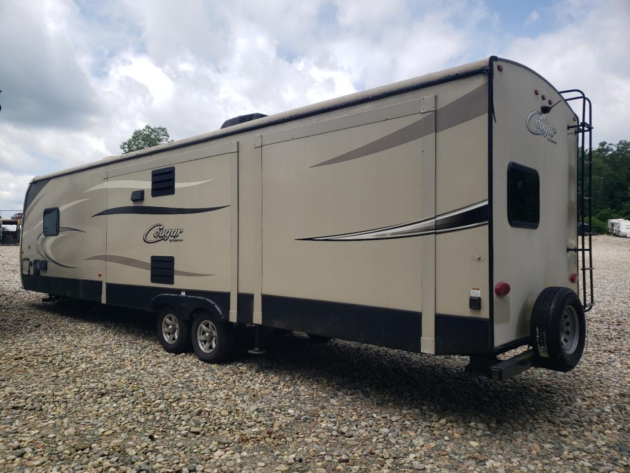 Lot #3302728125 2017 KEYSTONE COUGAR