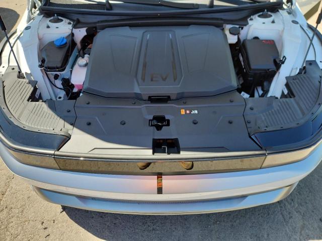2025 HYUNDAI IONIQ 5 SE 7YAKNDDC7SY021351