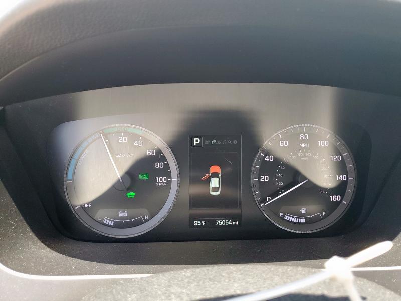 2017 HYUNDAI SONATA HYBRID KMHE34L18HA048016
