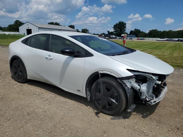 2024 TOYOTA PRIUS LE JTDADABU9R3014585