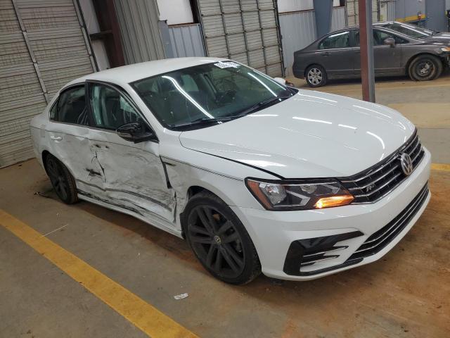 2017 VOLKSWAGEN PASSAT R-LINE 1VWDT7A39HC046864