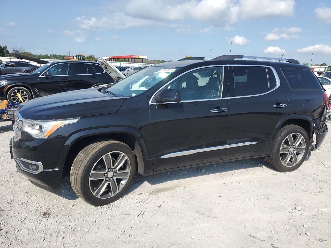 GMC ACADIA DENALI