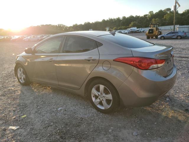 2013 HYUNDAI ELANTRA - 5NPDH4AE1DH288454